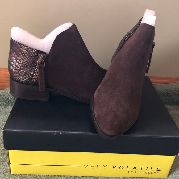 Volatile | Genuine Suede Shootie with Snakeskin Detail ๐ค - Picture 10 of 12